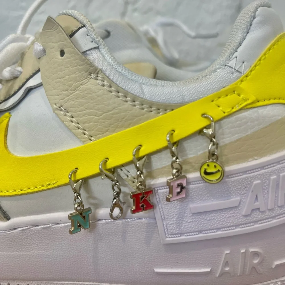 Nike Air Force 1 - Picture 5 of 10